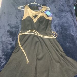DC Comics Womder Woman Lasso dress